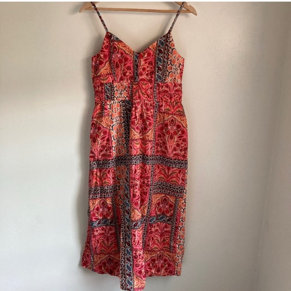 Old Navy Dresses & Skirts - Old Navy Vibrant Red and Pink Patterned Midi Dress